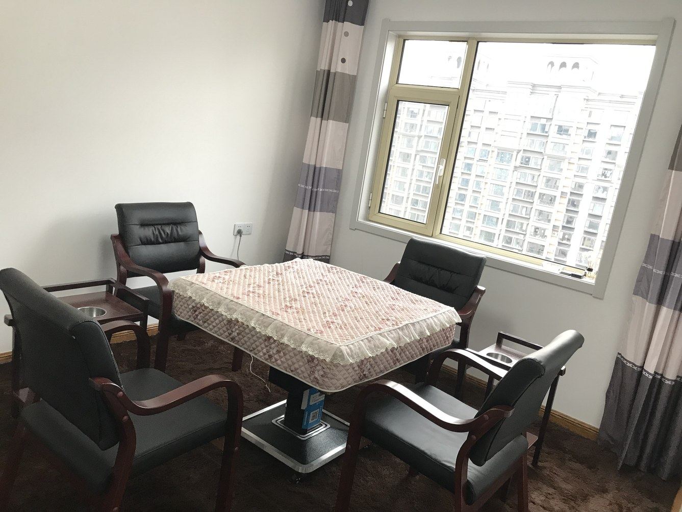 麻将房
