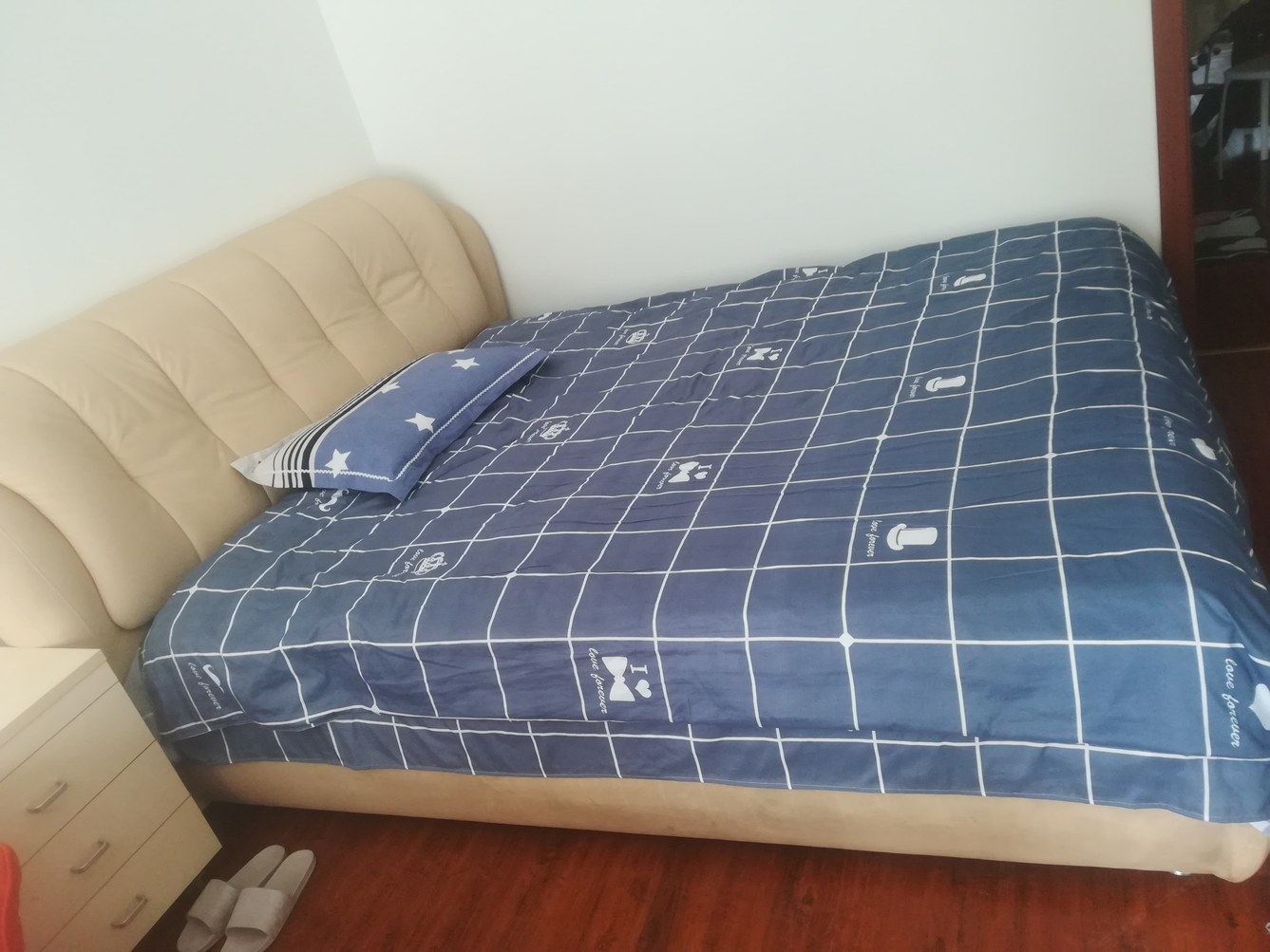 精装三室二厅套房