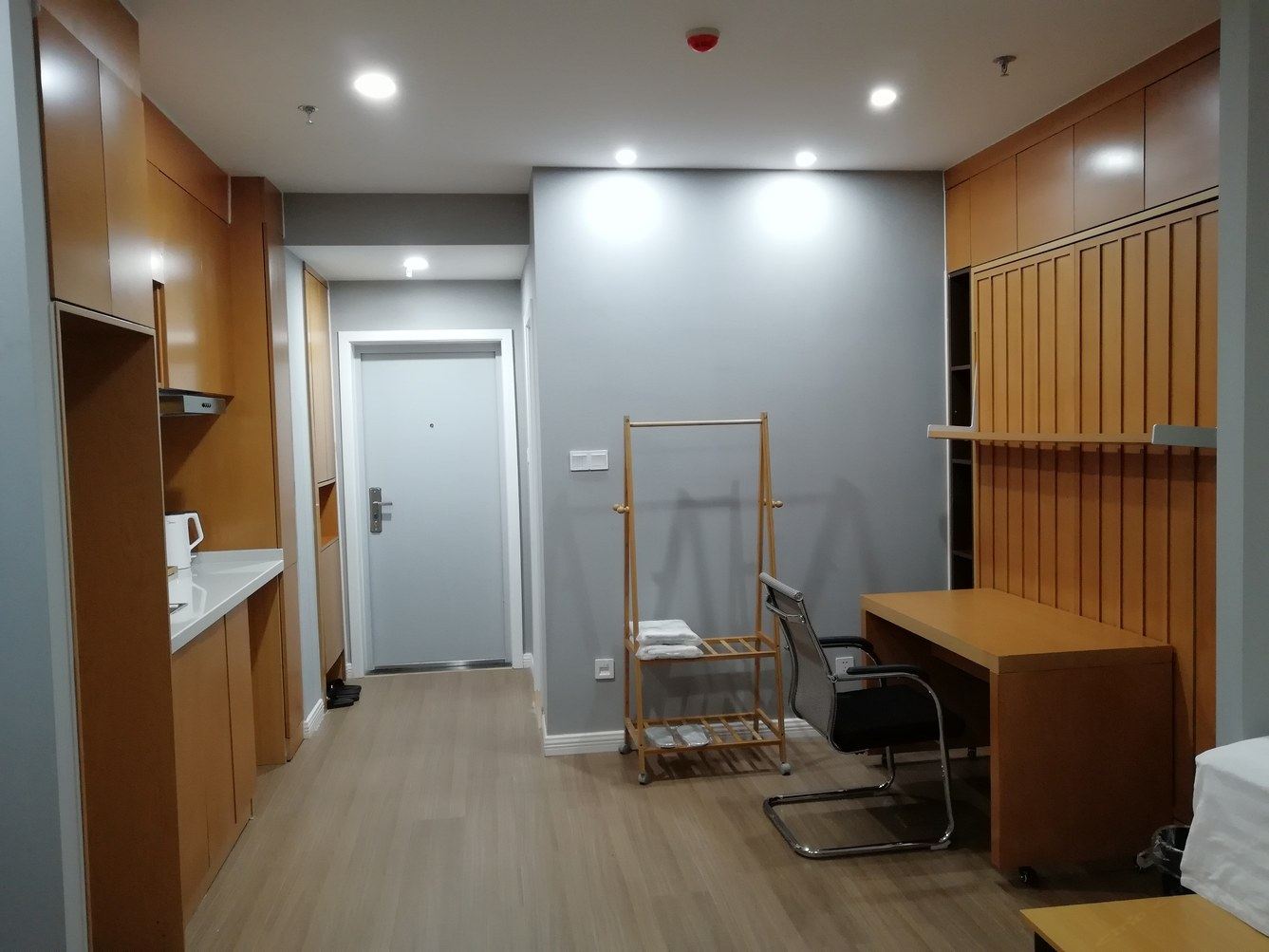 舒适情侣一室大床房
