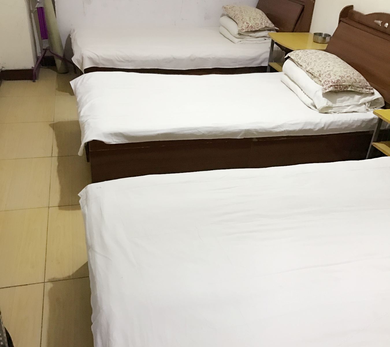 四人间