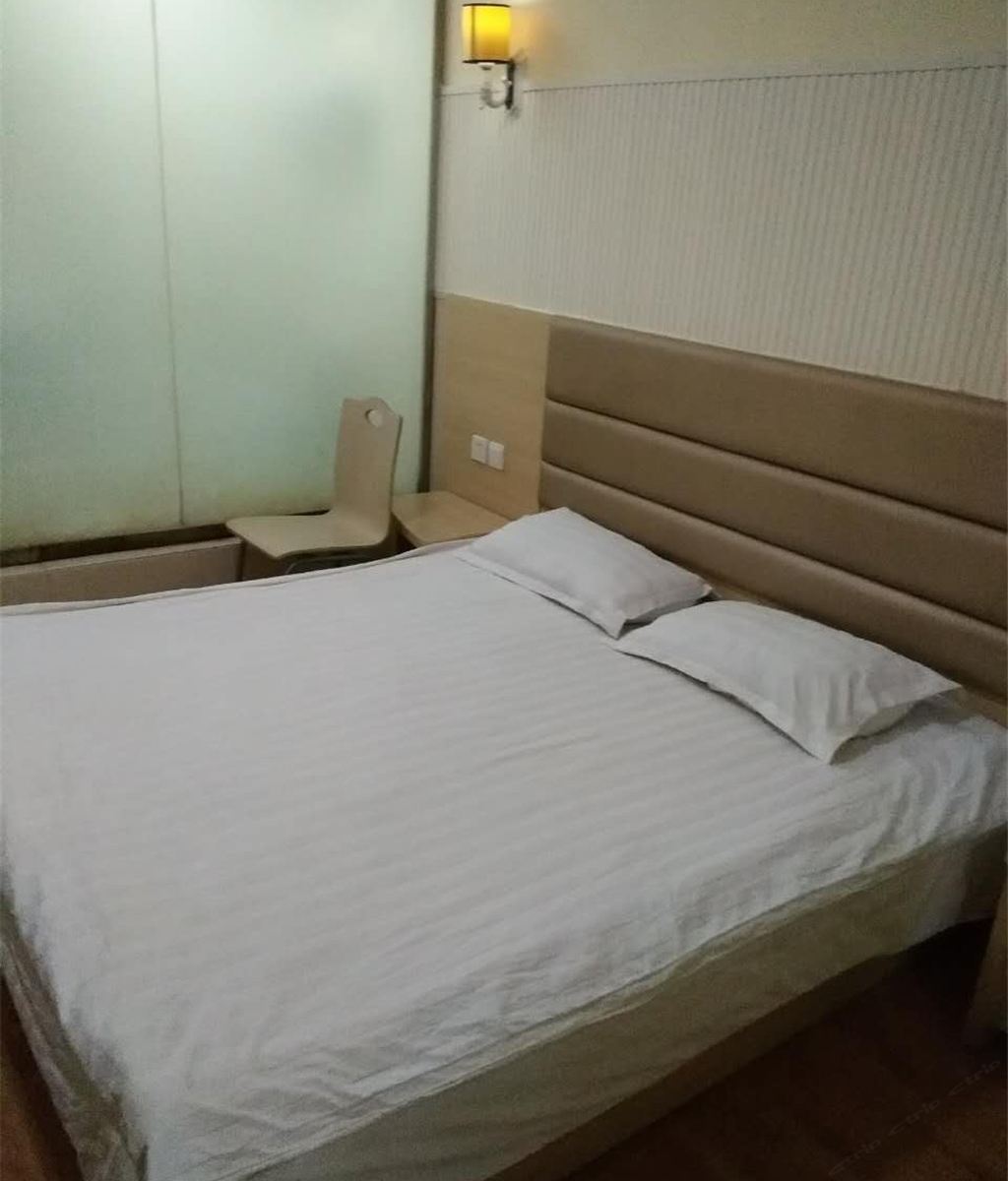 大床房