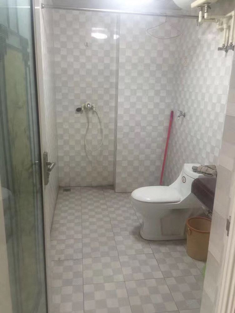 简约三室一厅套房