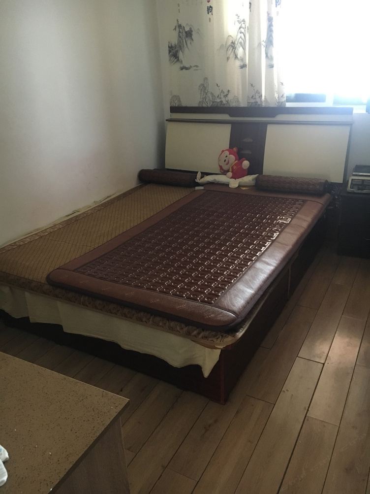 简约四室二厅套房