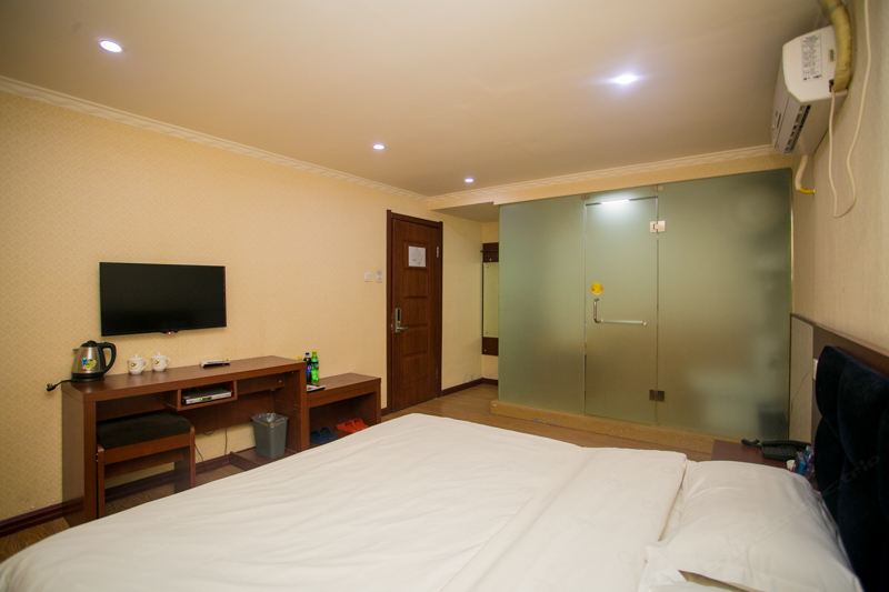 特价大床房(无窗)