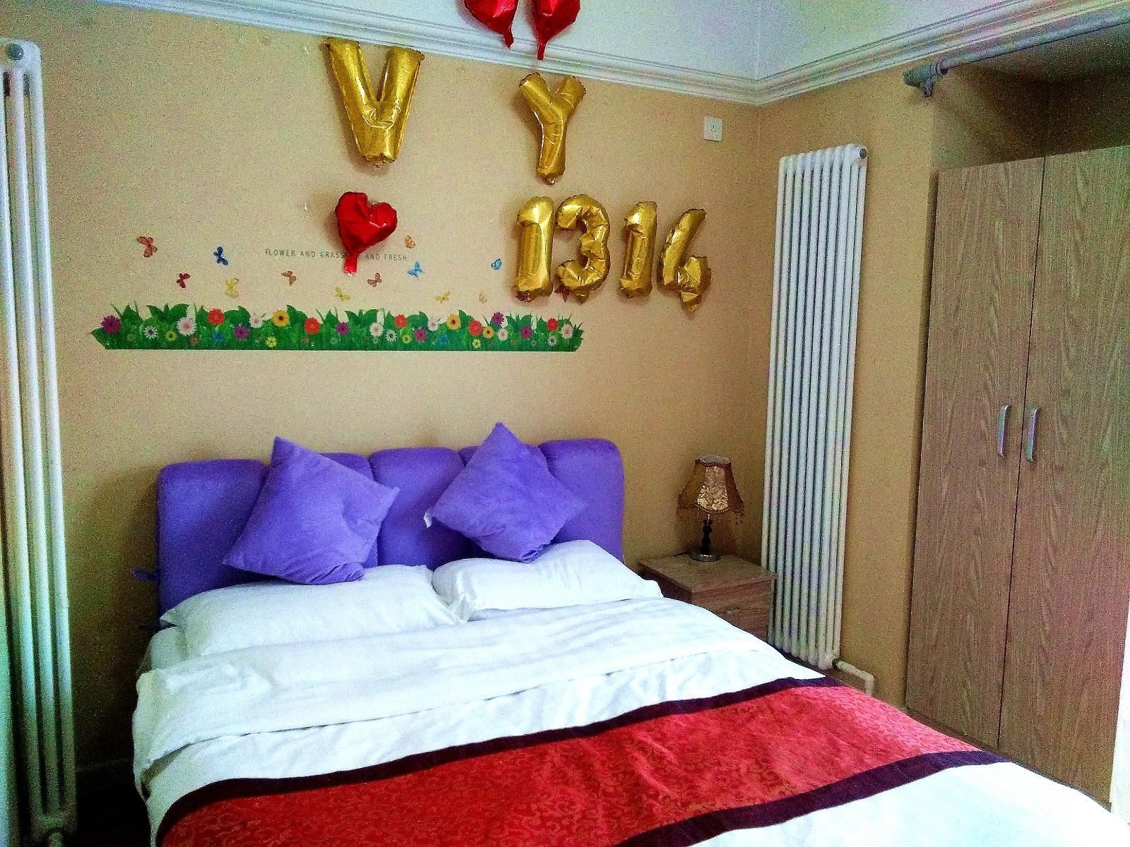 情侣舒适大床房