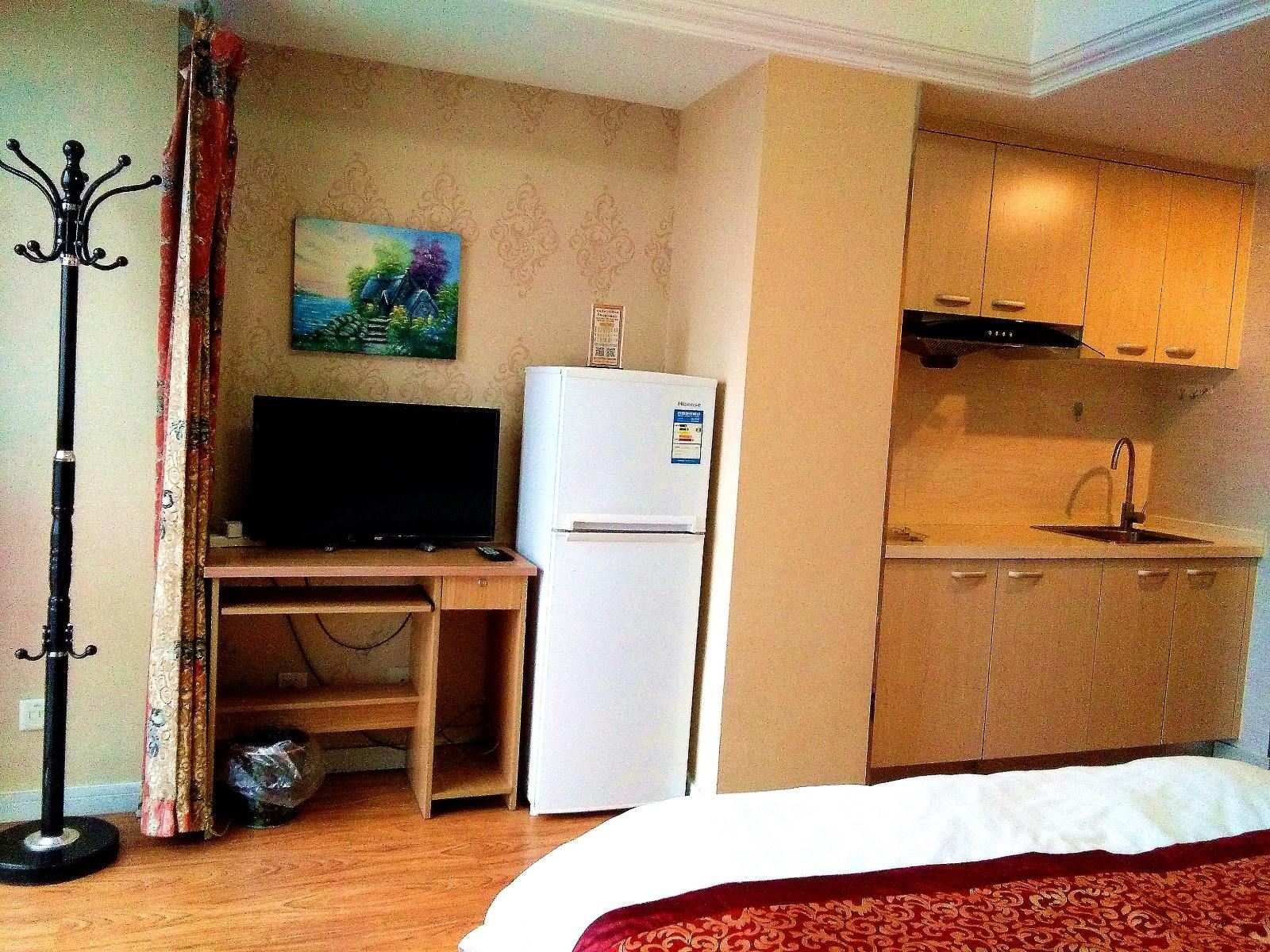 情侣舒适大床房