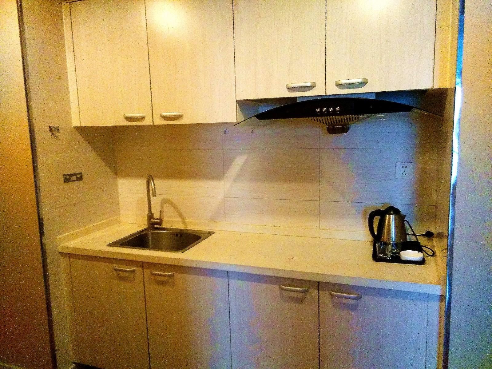 情侣舒适大床房