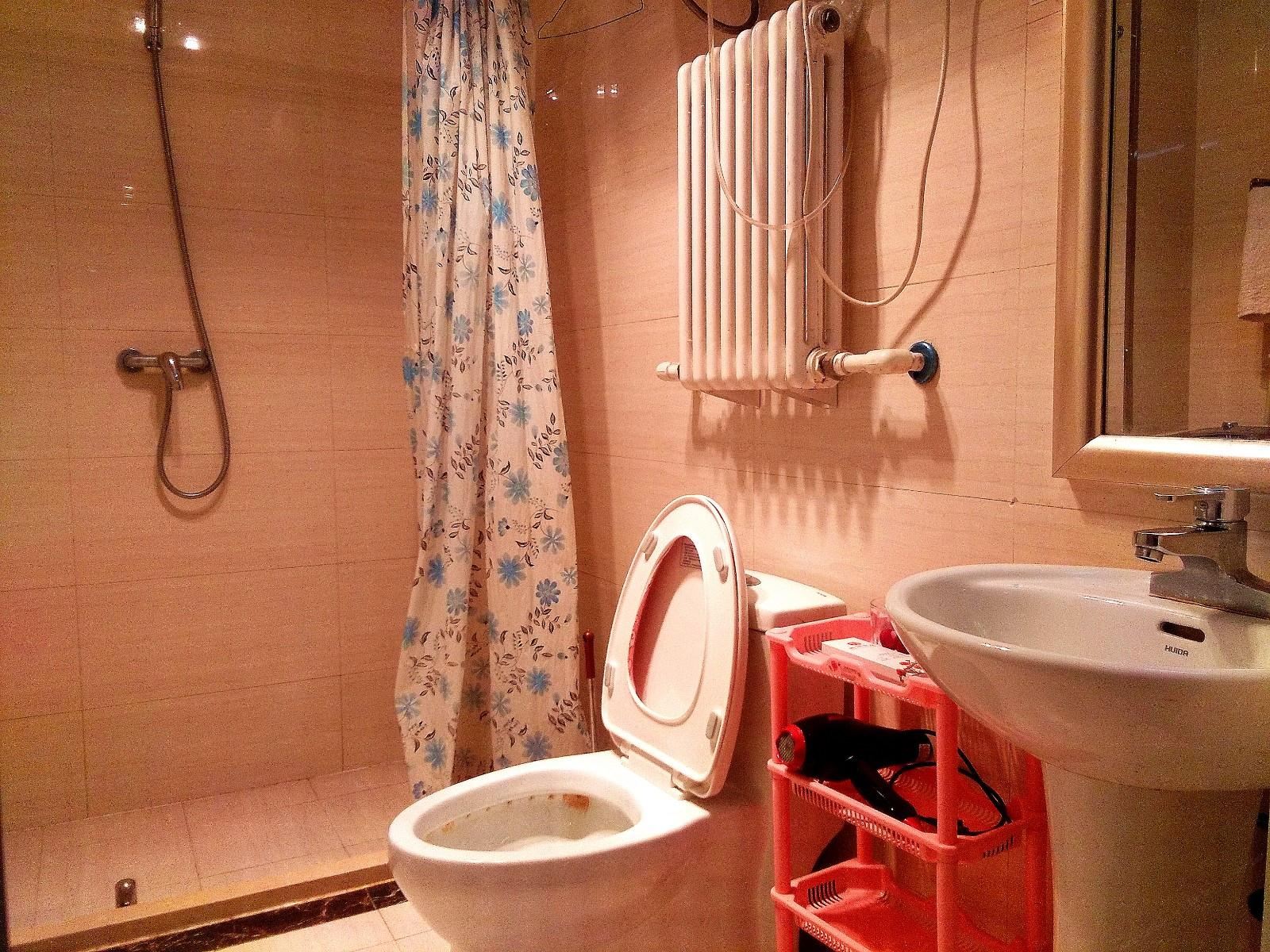 情侣舒适大床房