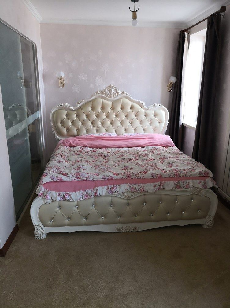 温馨简约大床房