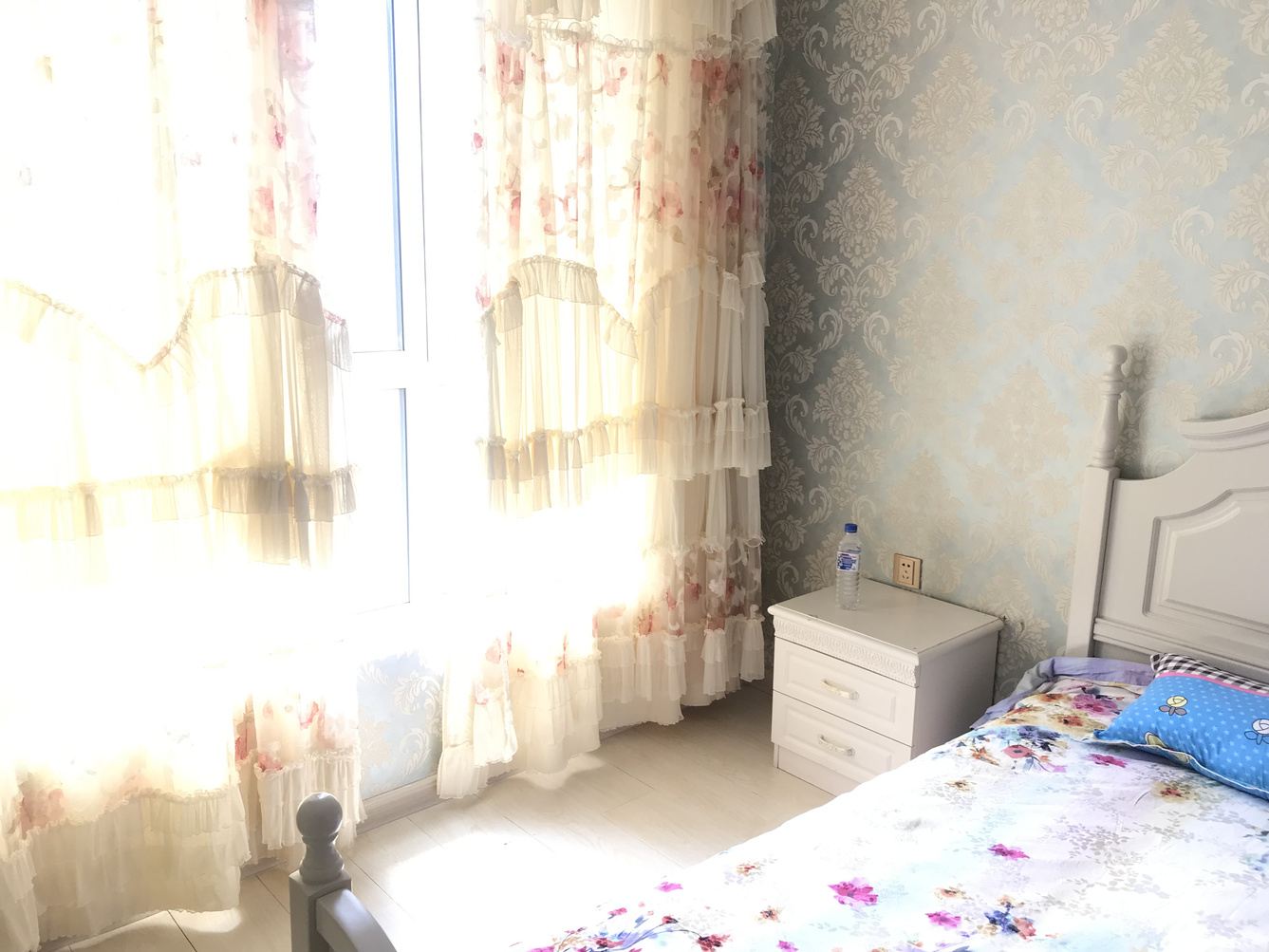 欧式二室一厅套房