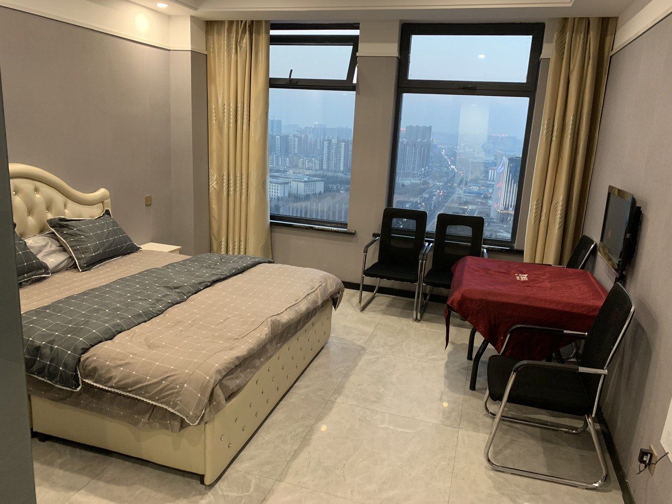 简约一室大床房
