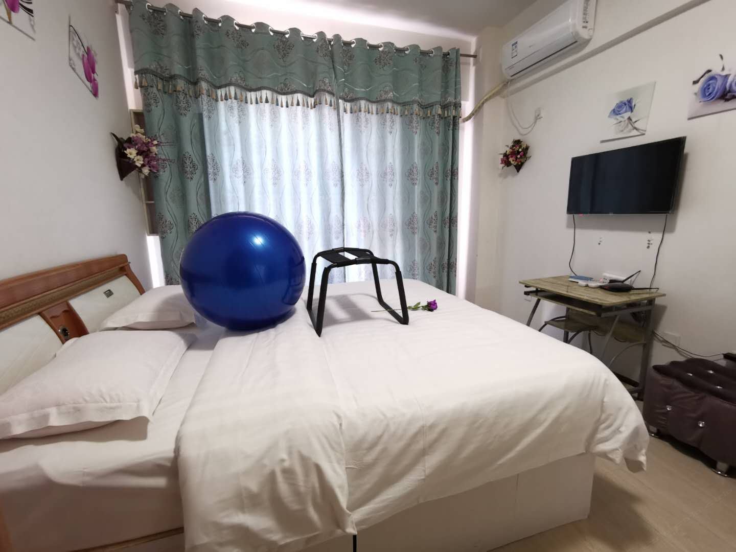 情趣大床房