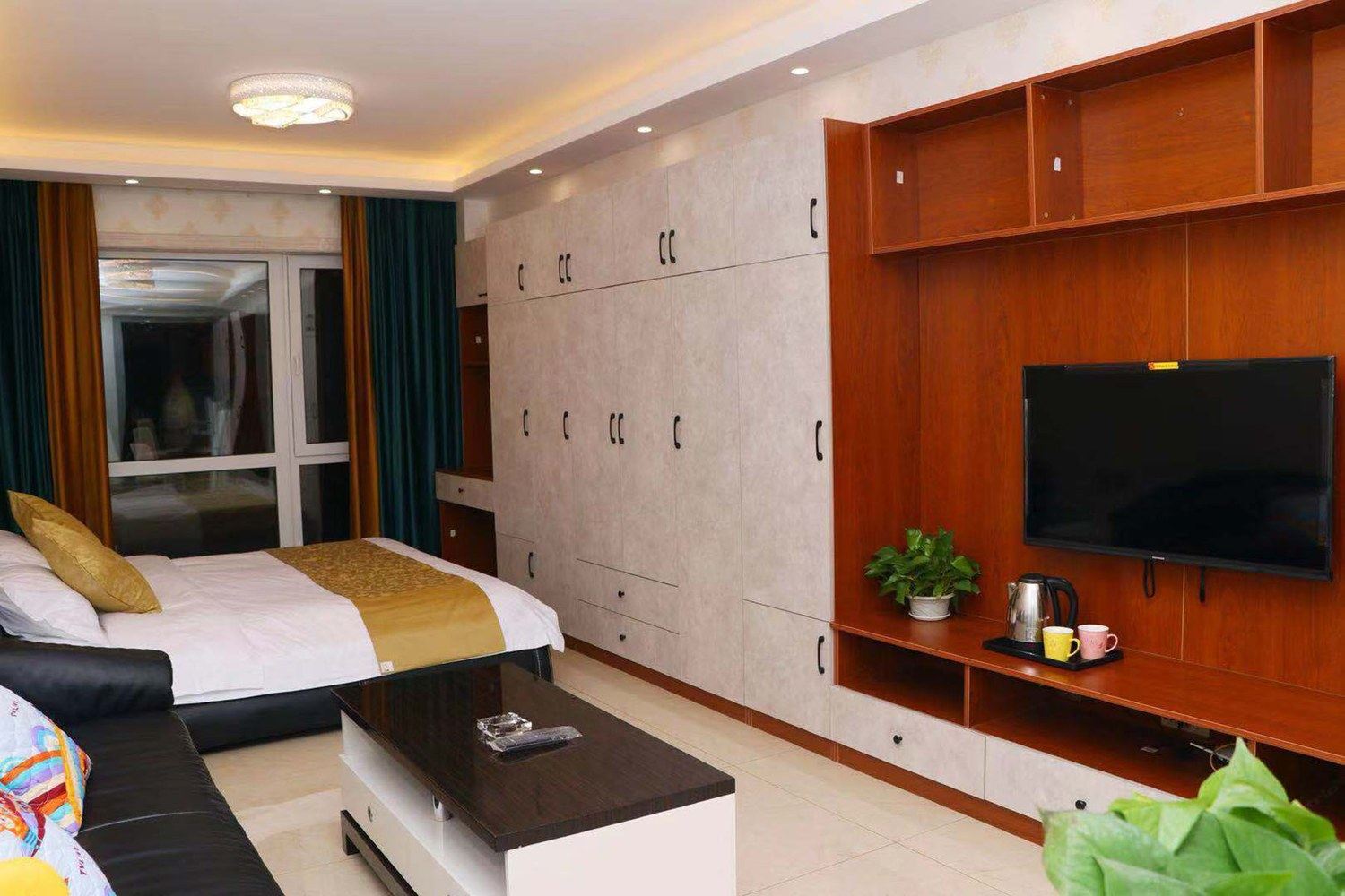 奢华商务大床房