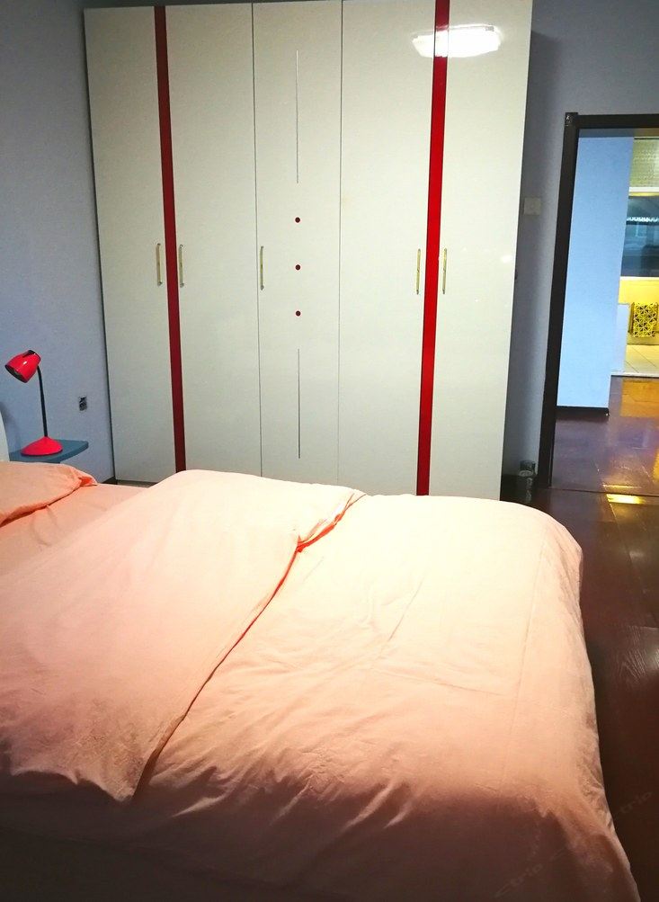标准二室二厅套房