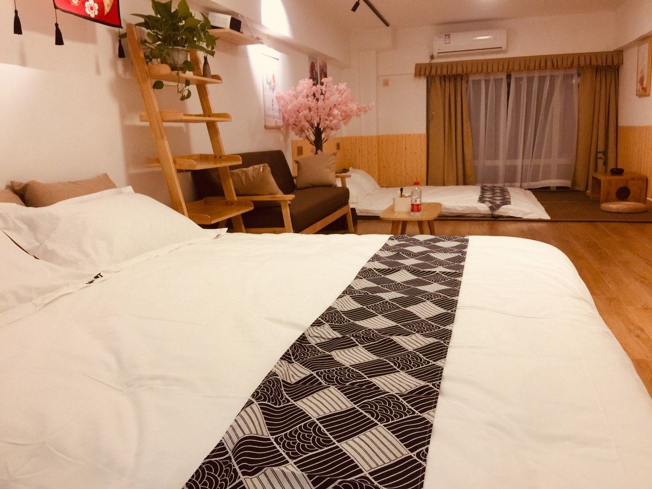 普通樱花一室大床房