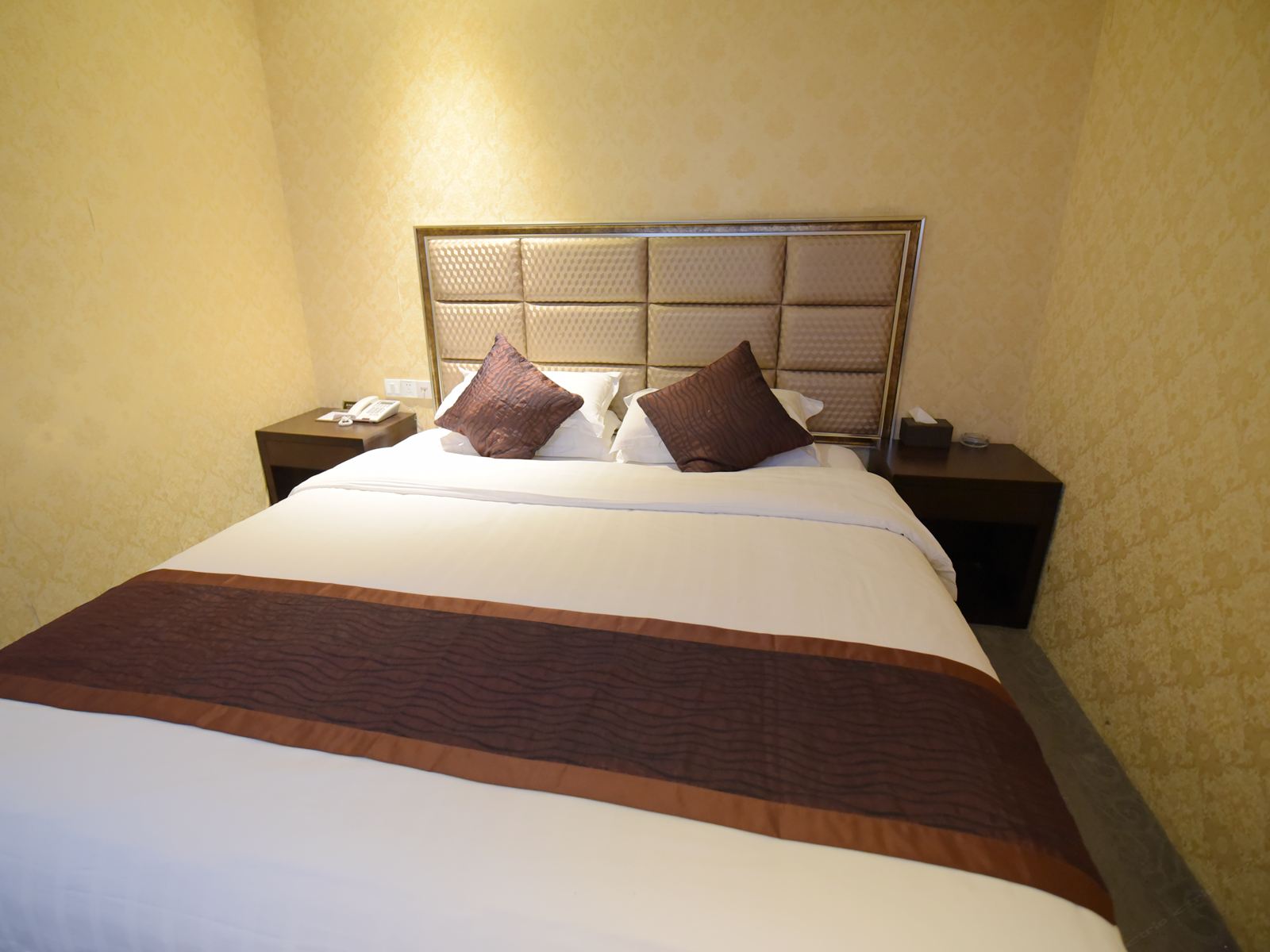 特价单间(无窗)