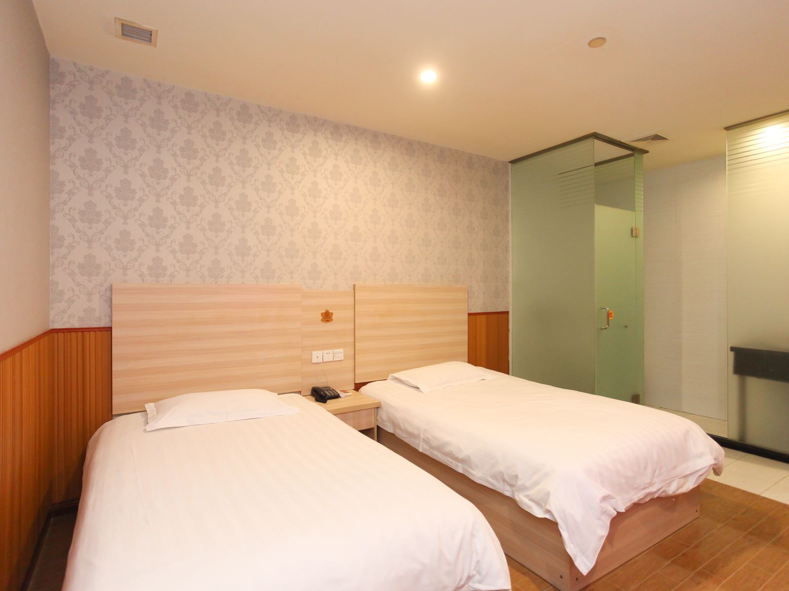 特惠双人间(无窗)