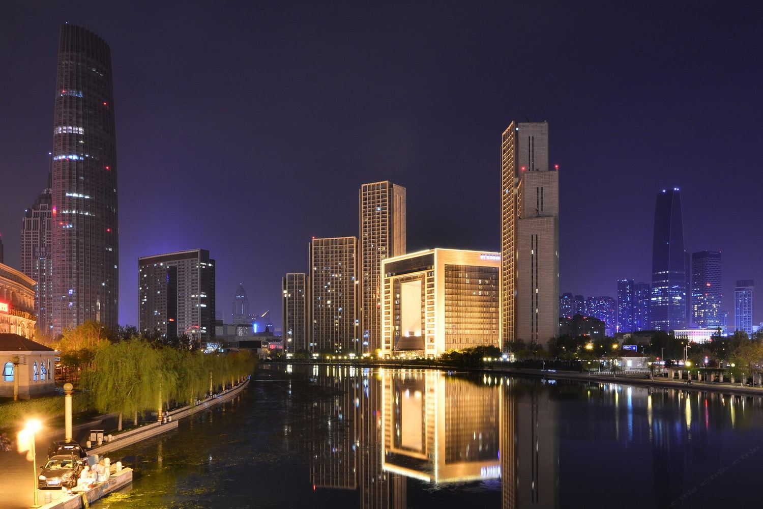 天津Locals路客·天津河西A01舍公寓(五大道地标钟分店)