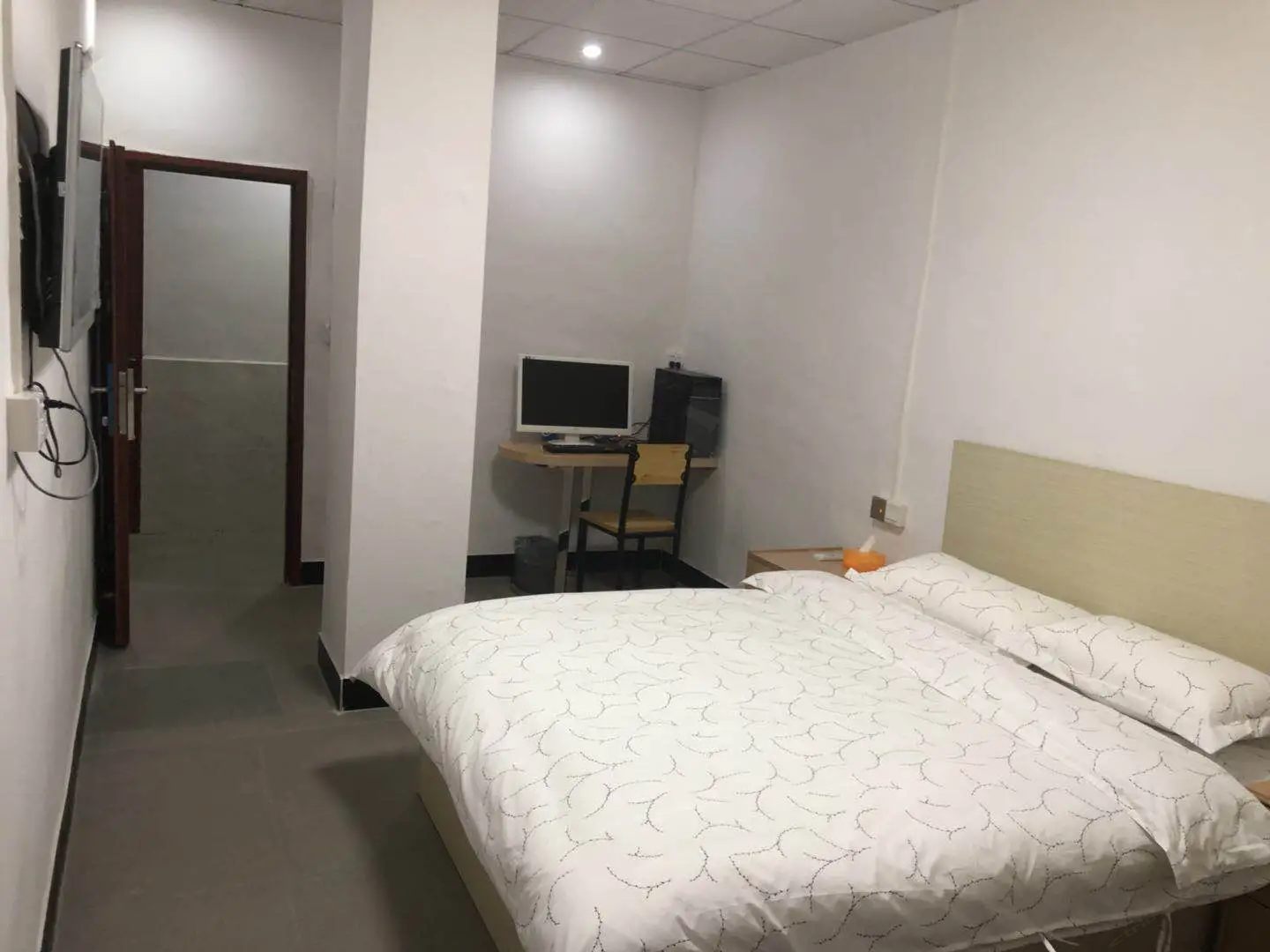 豪华大床房