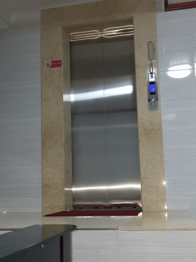 豪华一室大床房