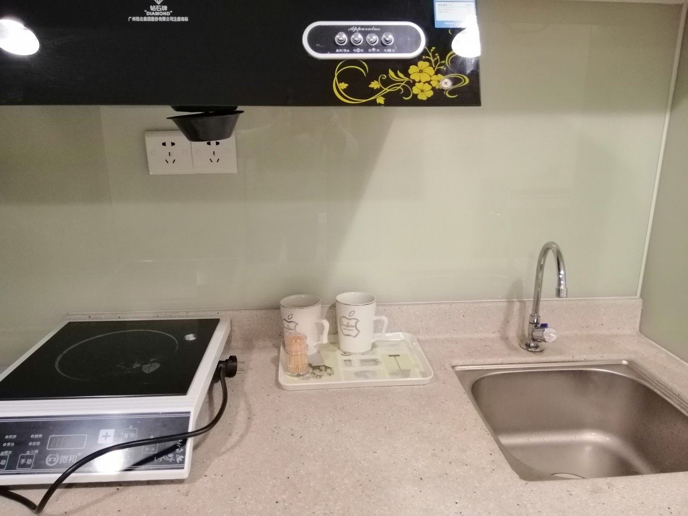 简约一室大床房