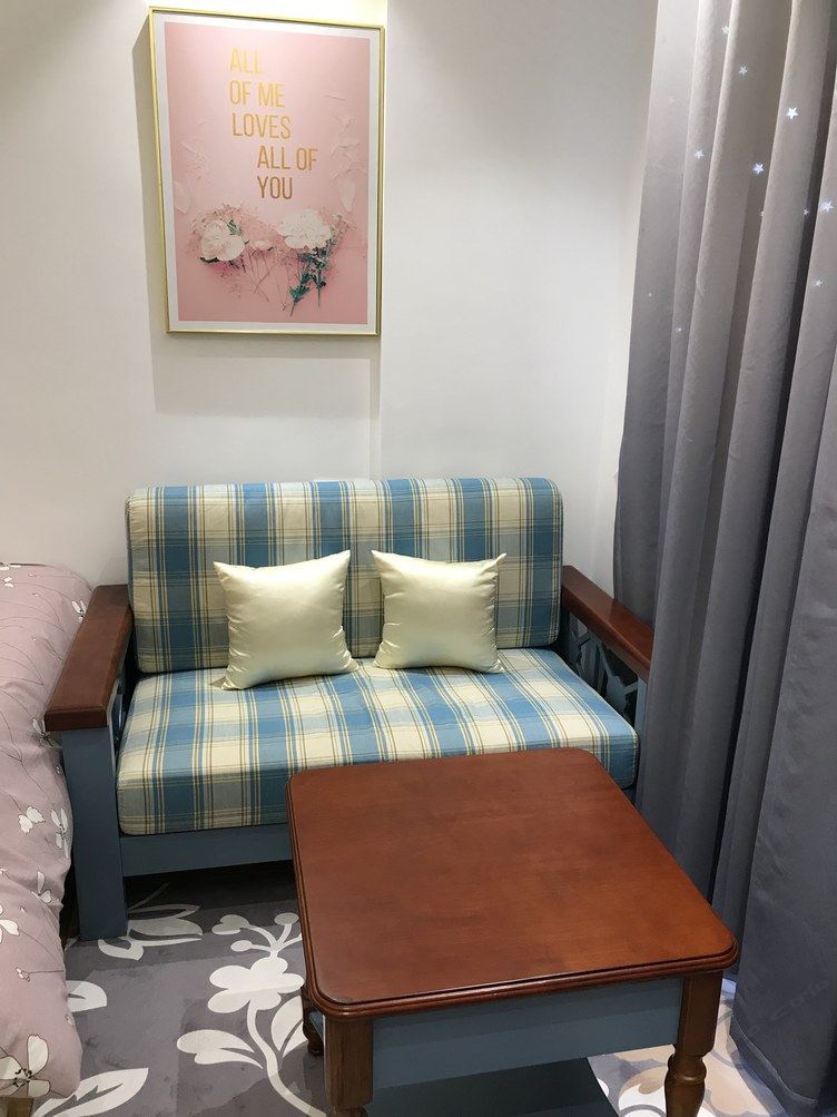 邂逅一室大床房