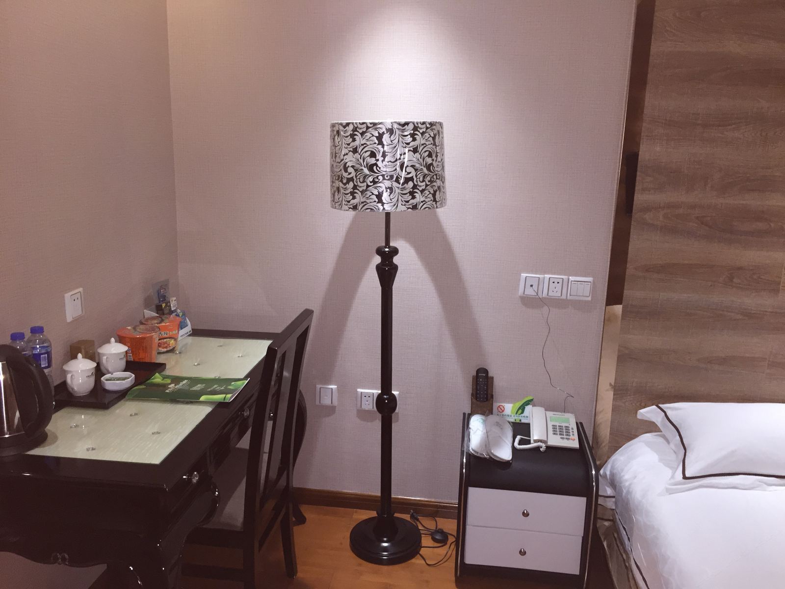 榻榻米房