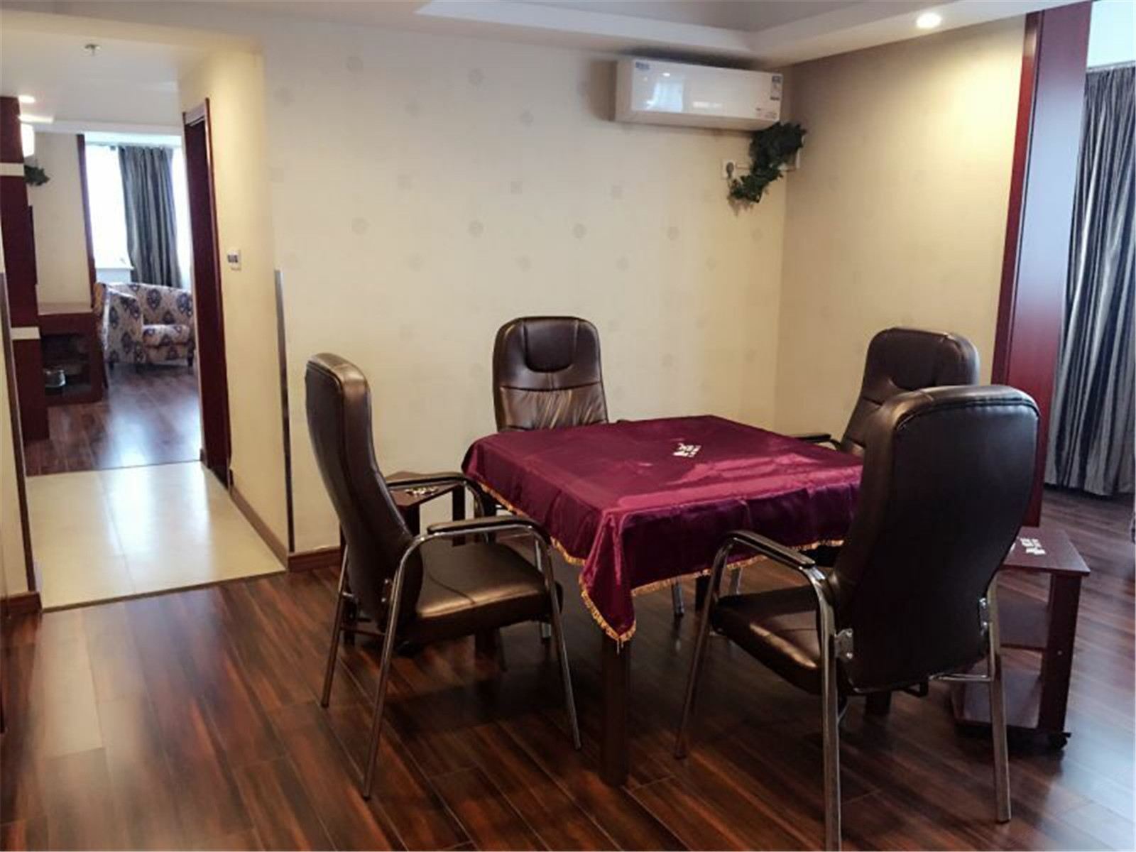 豪华棋牌房