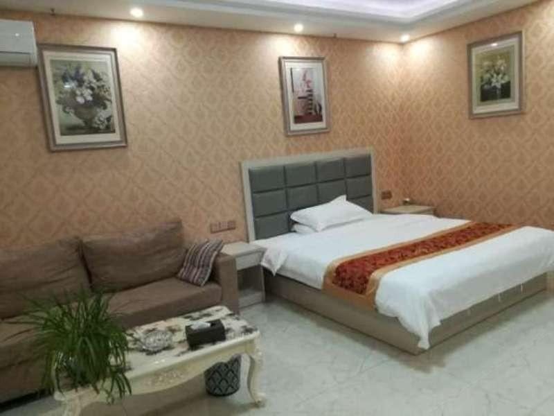 湖景精品大床房