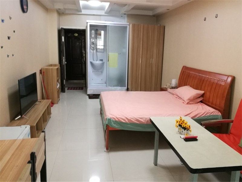 经典大床房