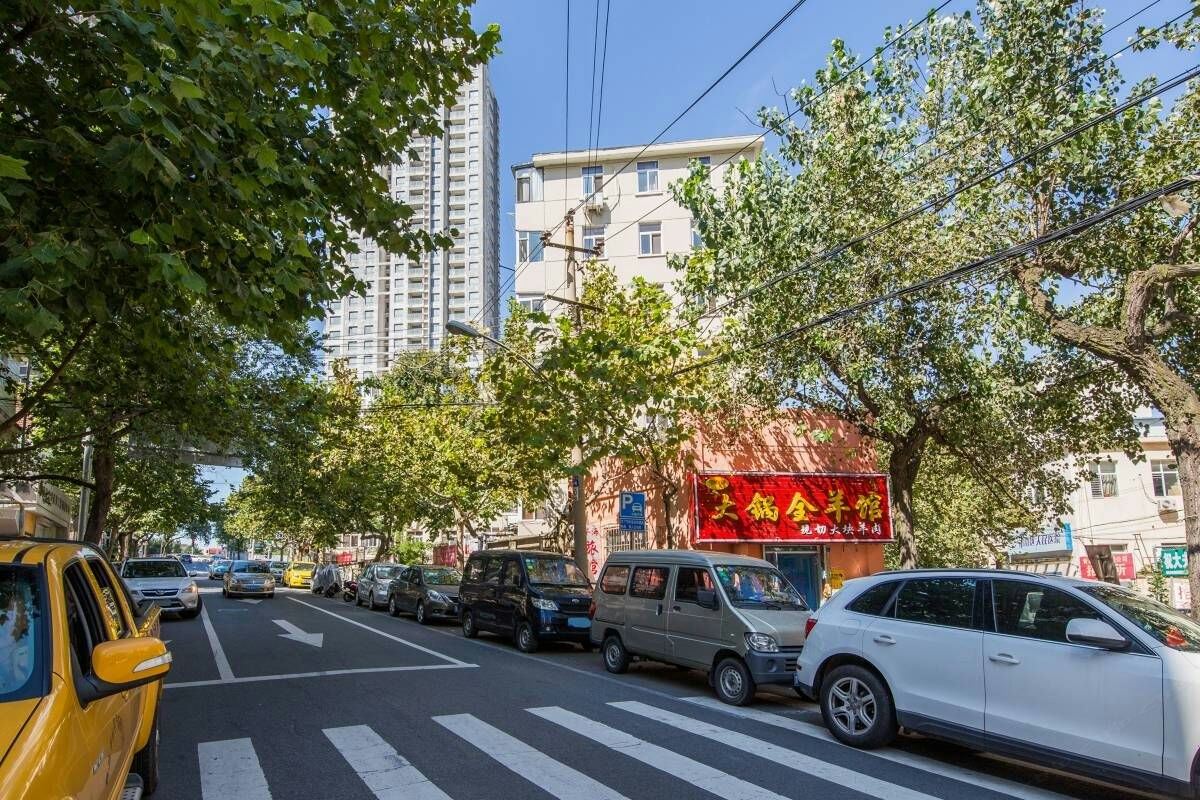 青岛金沙滩啤酒节浪漫小屋(东平路店)