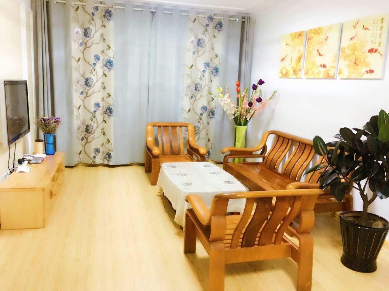 青岛日租房市中心最繁华地段普通公寓(江西路店)