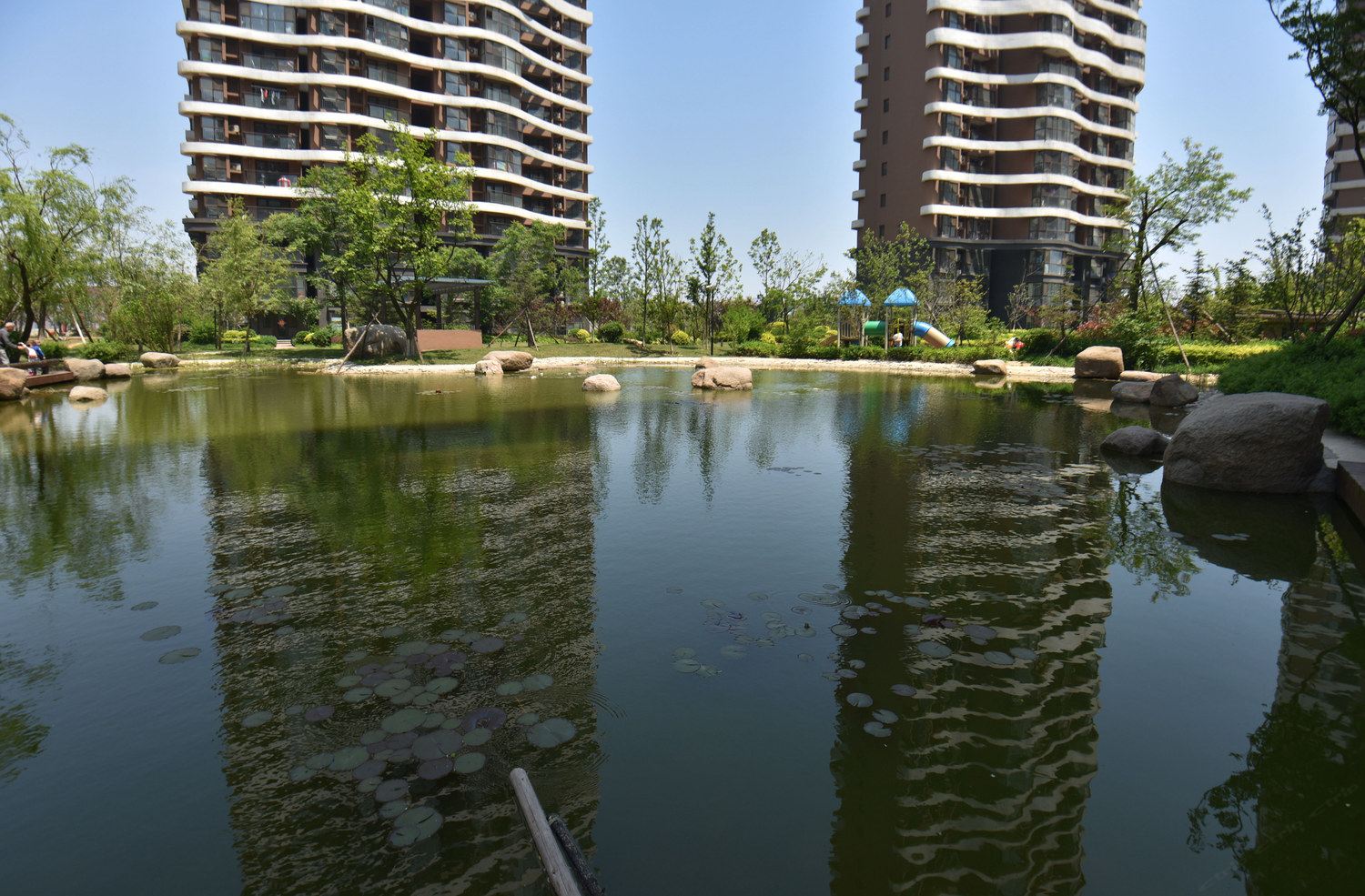 青岛尚志旅游度假公寓(船厂路北分店)