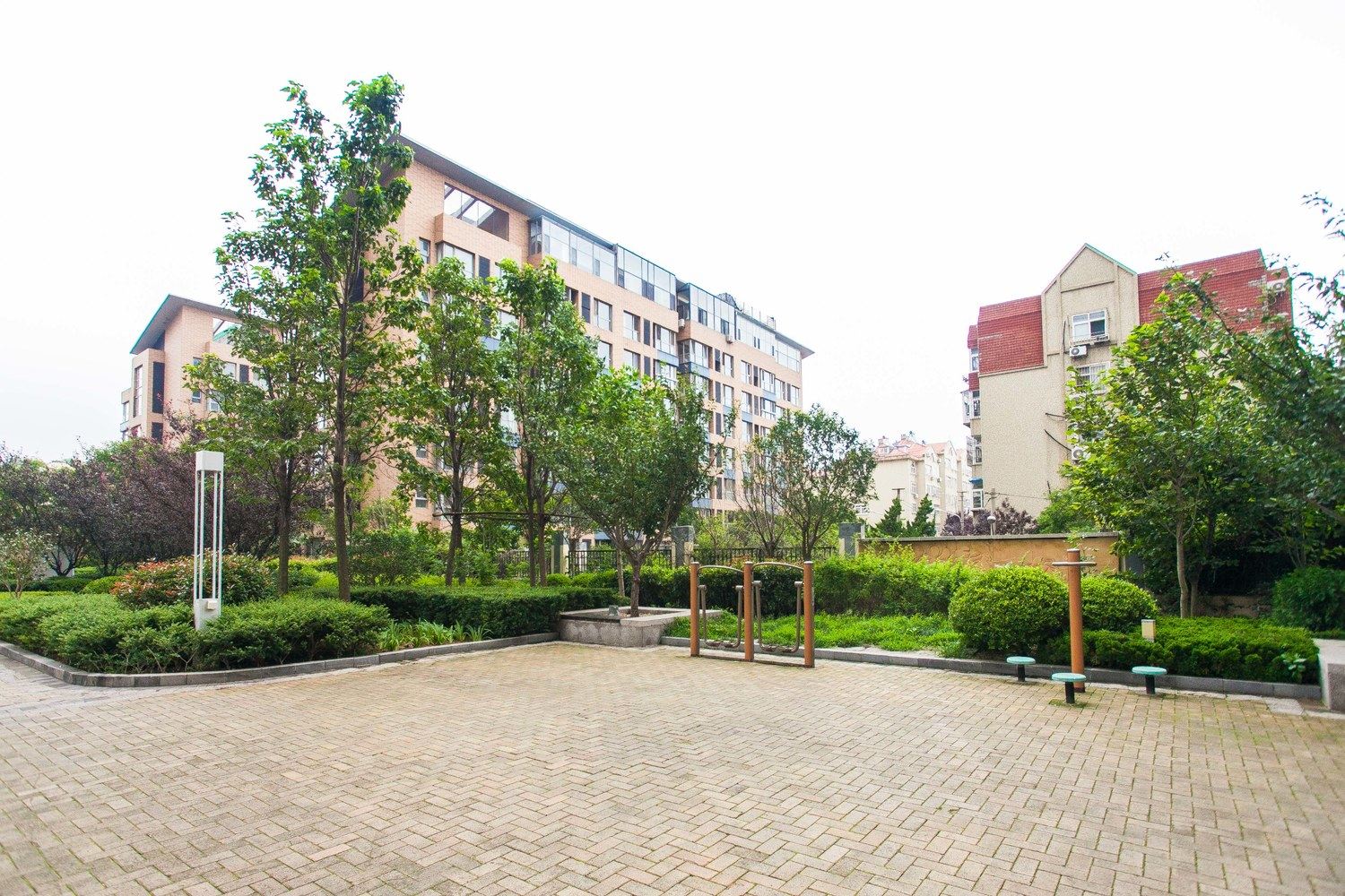 青岛温暖阳光公寓