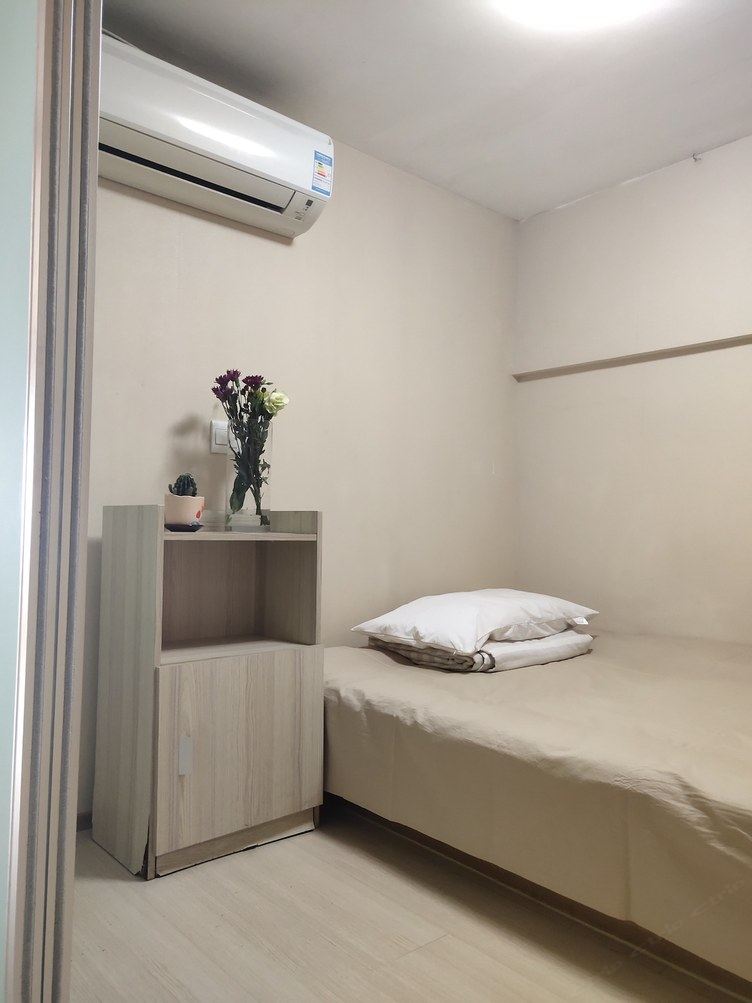 复式二室一厅套房