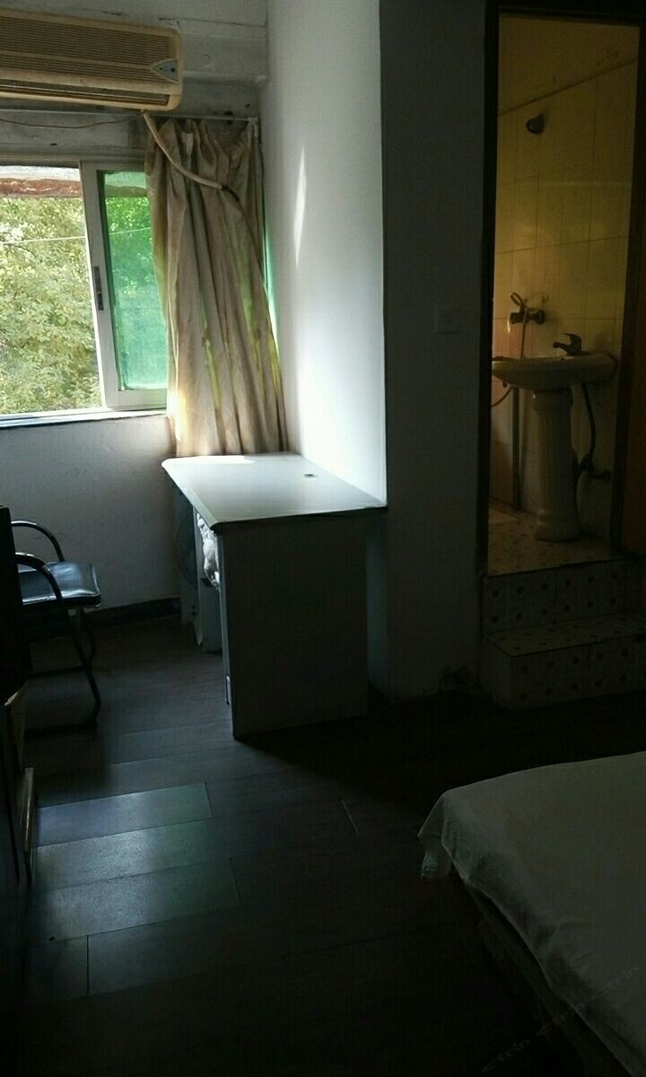 标准大床房