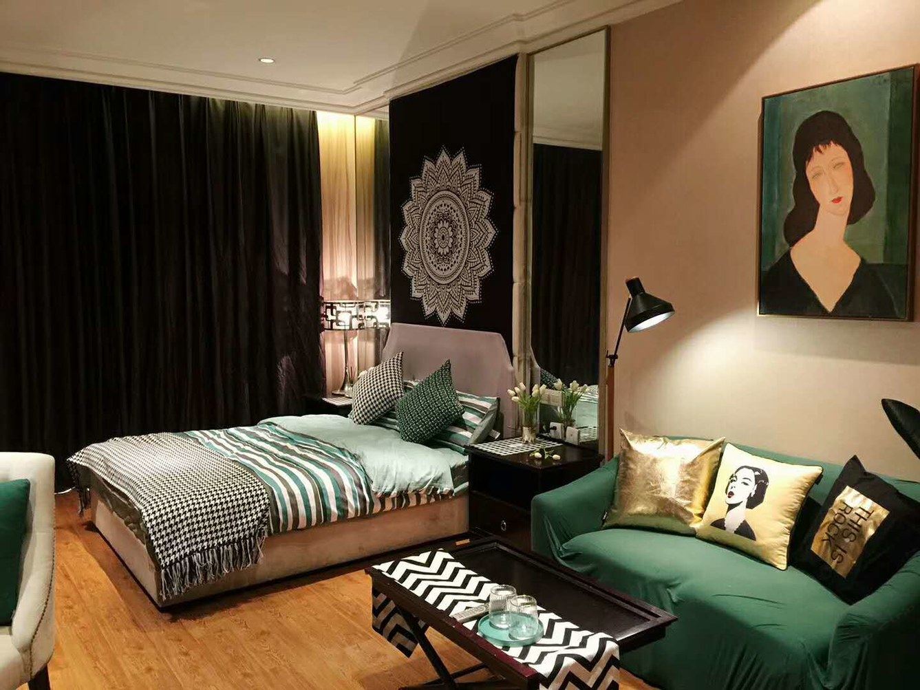 绿野仙踪一室大床房