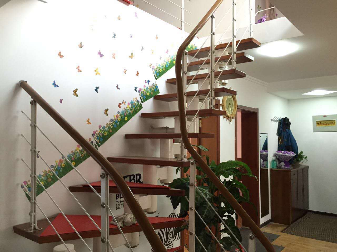 西安快乐小屋复式公寓