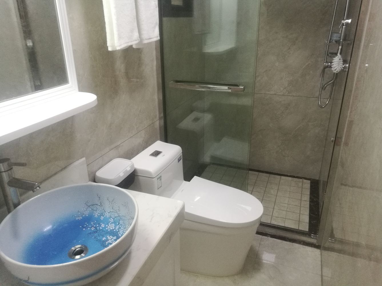 豪华一室一厅套房