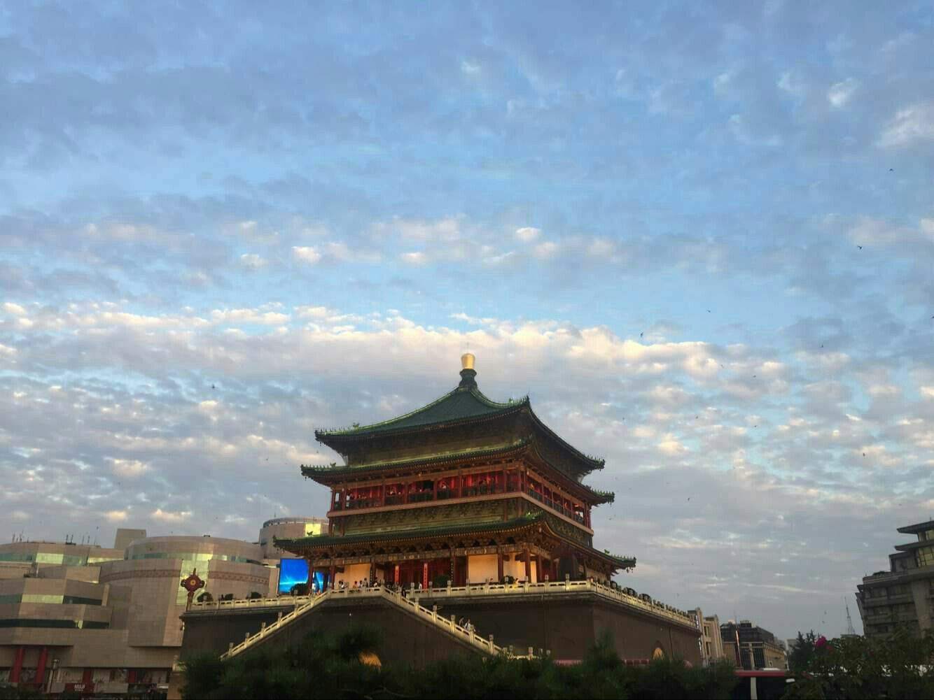 西安钟楼时光公寓酒店