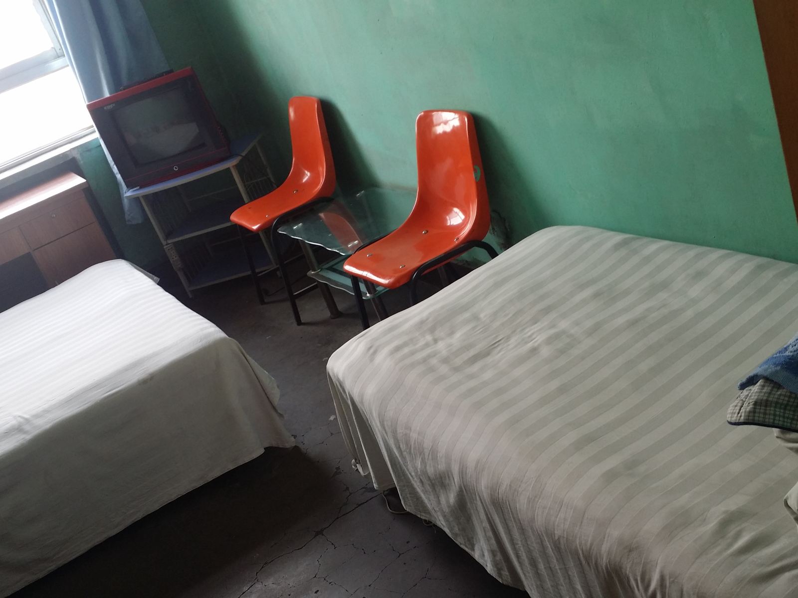 普通大床房(无窗)