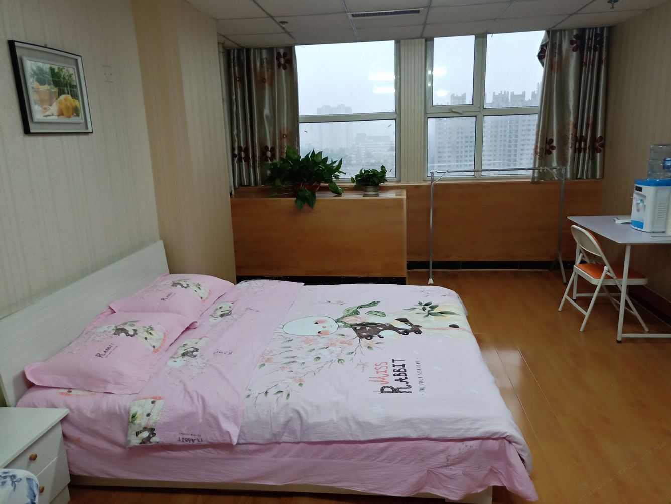 石家庄银湖化妆品店公寓
