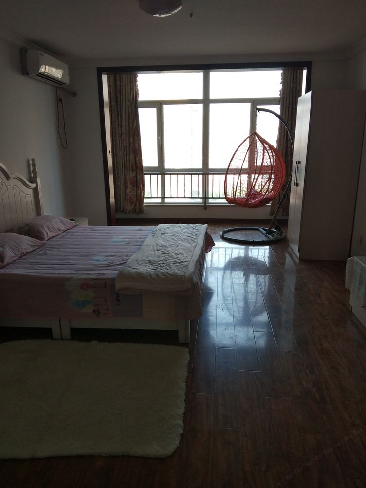 简约一室大床房