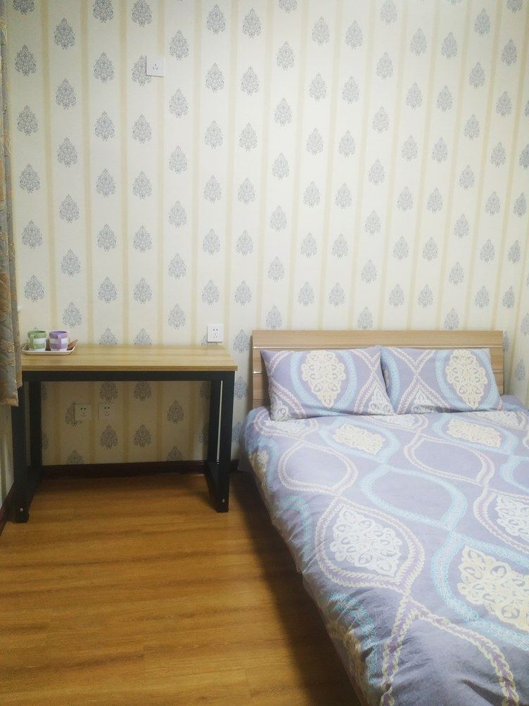 舒适四室一厅套房