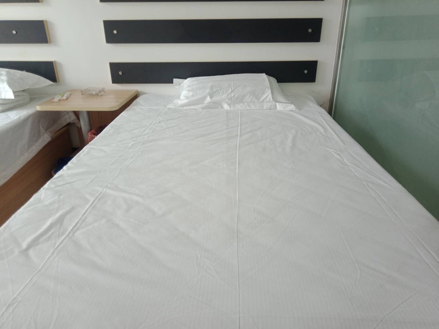 标准双床房