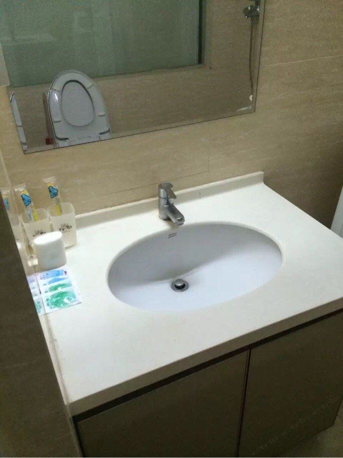 标准双人房(无窗)