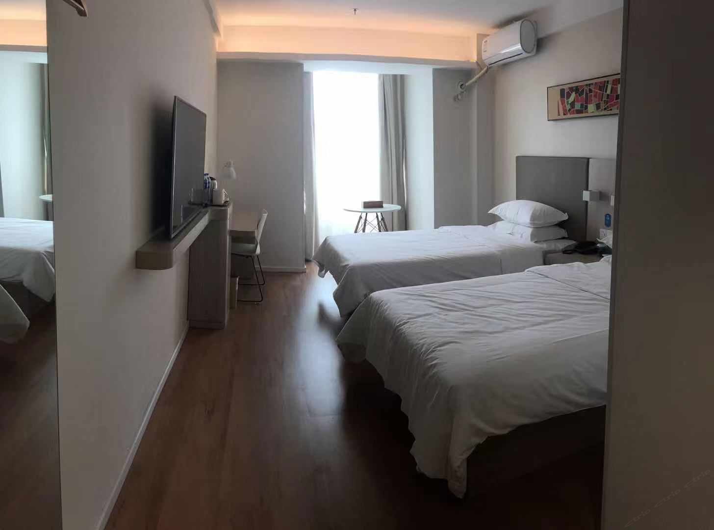 双床房