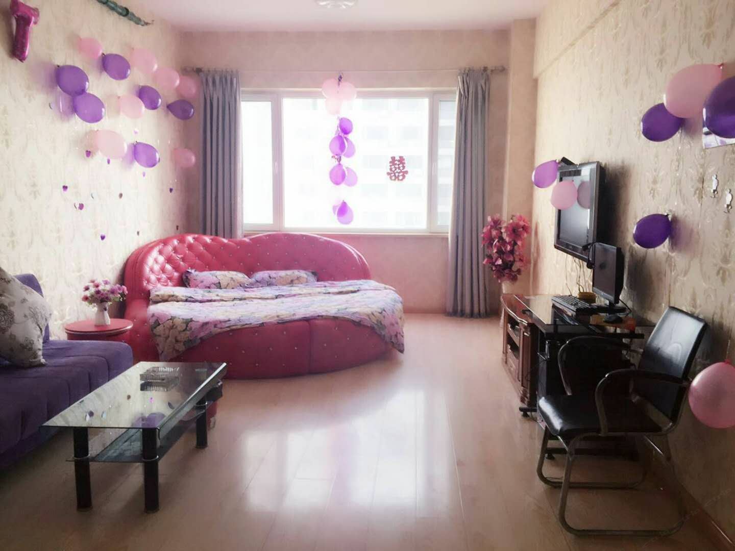 豪华圆床房