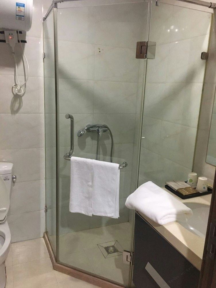 豪华大床房
