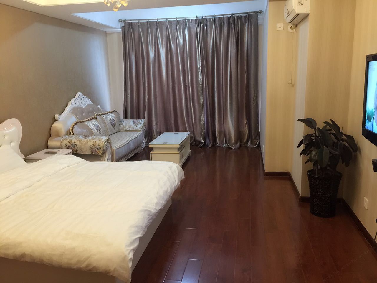 欧式大床房